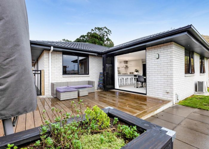  at 3 Ruru Lane, Hurworth, New Plymouth