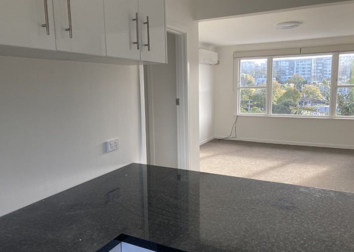  at 5/90a Bassett Road, Remuera, Auckland City, Auckland