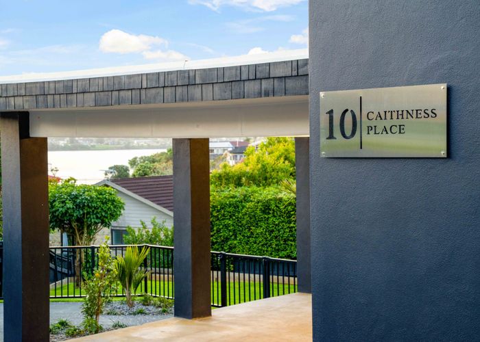  at 10 Caithness Place, Farm Cove, Manukau City, Auckland