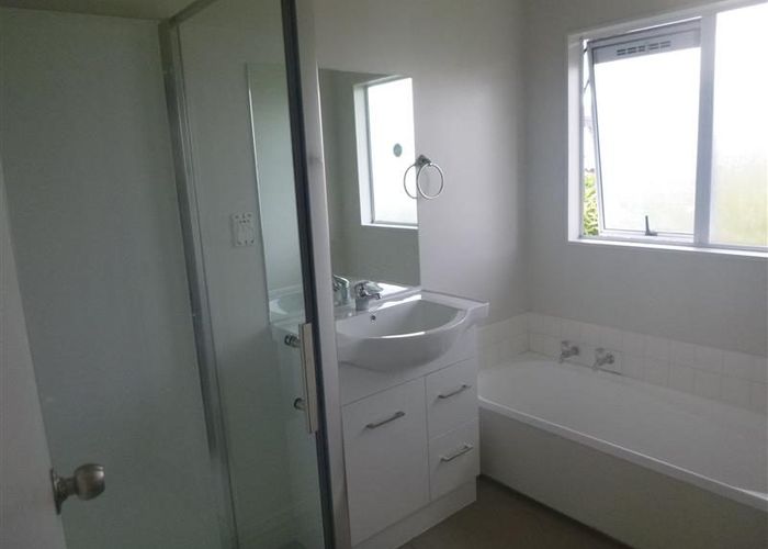  at 11A Thomas Road, Flat Bush, Manukau City, Auckland