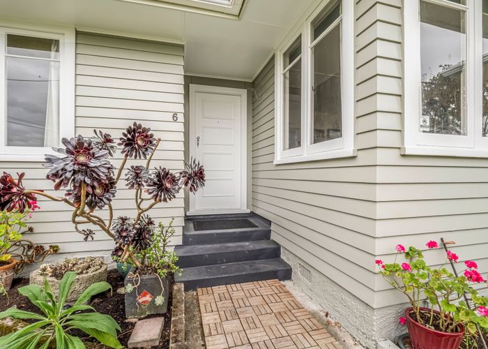  at 6 Firth Place, Awapuni, Palmerston North, Manawatu / Whanganui