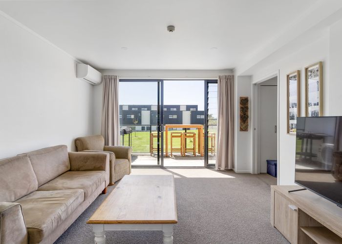  at 11/18 Ashley Place, Papamoa Beach, Papamoa