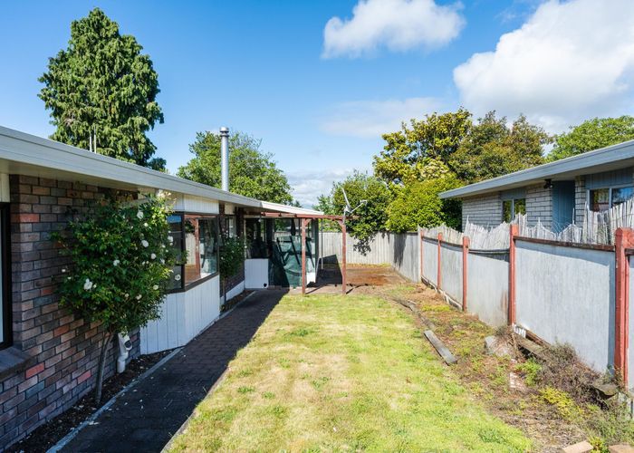  at 1/6 Karamu Street, Taupo