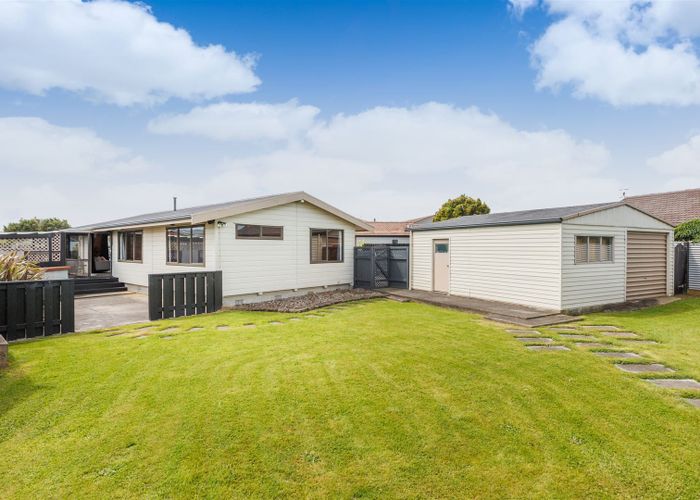  at 11 Waltham Court, Cloverlea, Palmerston North