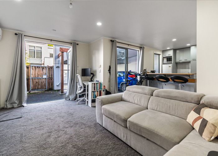  at 3/25 Wagener Place, Mount Albert, Auckland City, Auckland