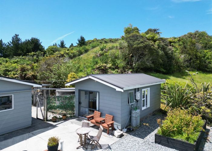  at 133 Coulson Road, Paroa, Grey, West Coast