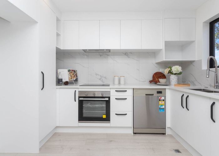  at 4D Hyde Street, Manurewa East, Auckland