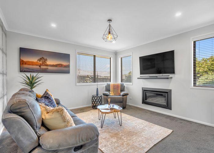  at 6 Tavarnya Way, Patumahoe, Franklin, Auckland