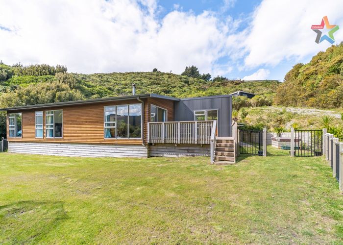  at 253 Maungaraki Road, Maungaraki, Lower Hutt