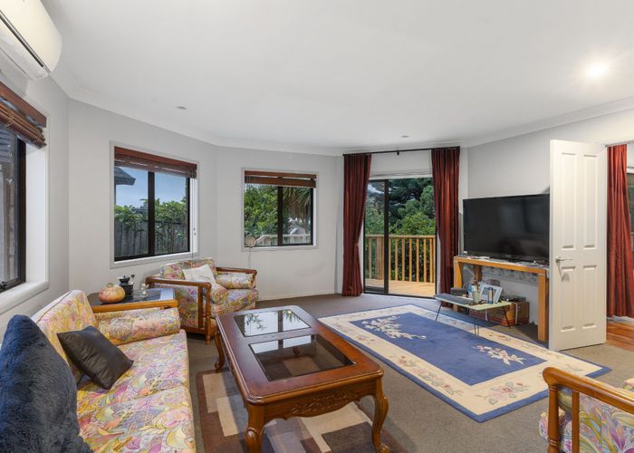  at 12 Beirut Court, The Gardens, Auckland