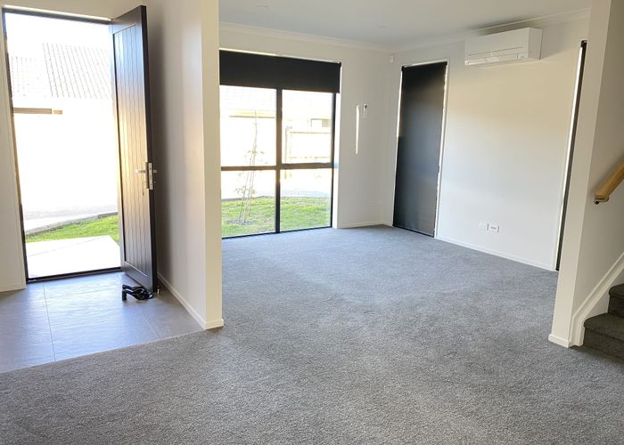  at 6B Jern Place, Eastern Beach, Manukau City, Auckland