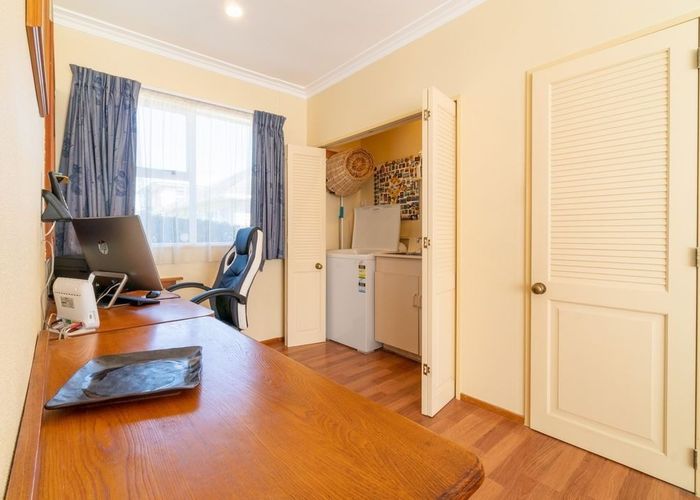  at 6 Hinau Street, Tawa, Wellington, Wellington