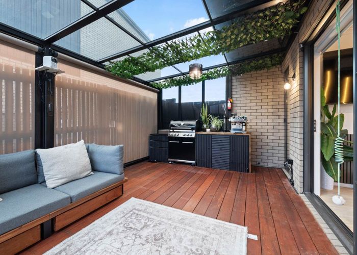  at 102 Te Tihi Street, Wiri, Manukau City, Auckland