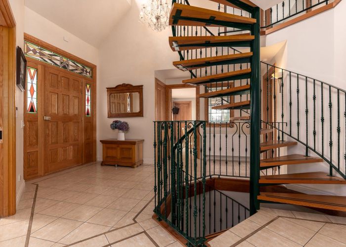  at 7 Nederland Avenue, Burwood, Christchurch City, Canterbury
