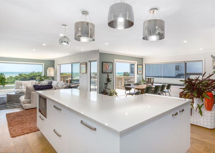  at 249 Manly Street, Paraparaumu Beach, Kapiti Coast, Wellington