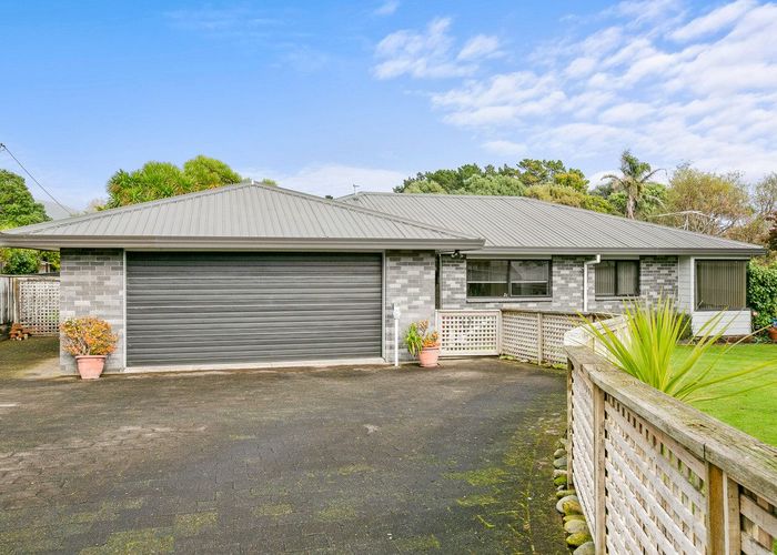  at 80 Wairau Road, Oakura