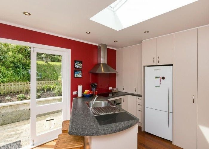  at 2A West Road, Northland, Wellington, Wellington