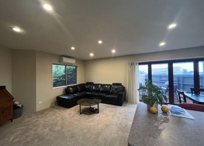  at 25 Breakwater Road, Moturoa, New Plymouth, Taranaki