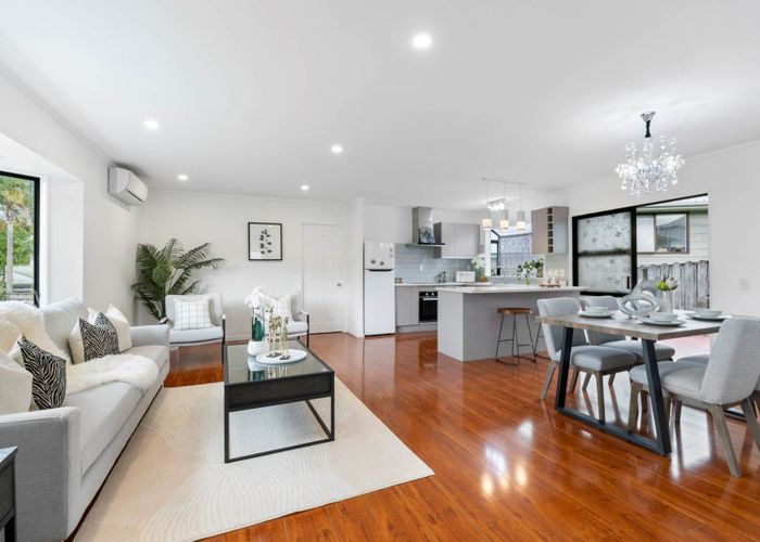  at 2/12 Merriefield Avenue, Forrest Hill, Auckland