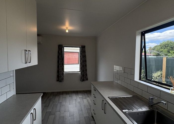  at 1012a Reka Street, Akina, Hastings, Hawke's Bay