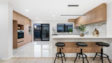  at 4/7 Glen Road, Ranui, Auckland