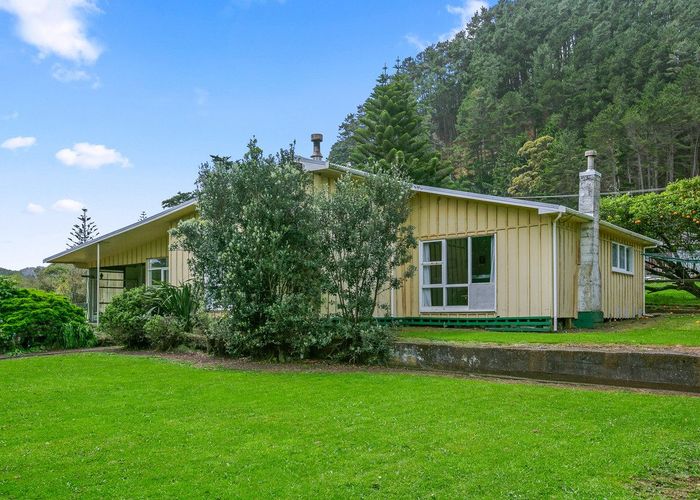  at 3968 Mokau Road, Tongaporutu, New Plymouth, Taranaki