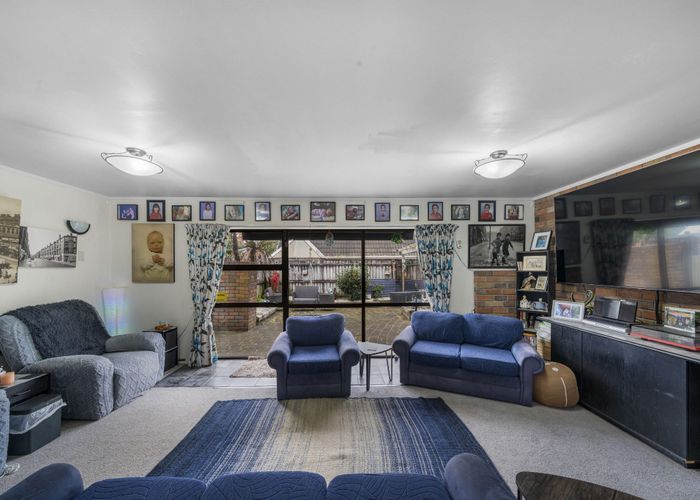  at 9 Kakapo Place, Papatoetoe, Manukau City, Auckland