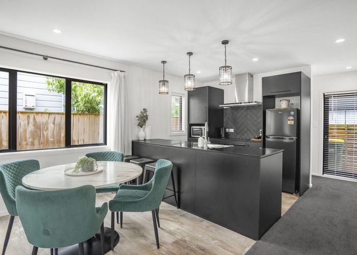  at 561B High Street, Boulcott, Lower Hutt, Wellington