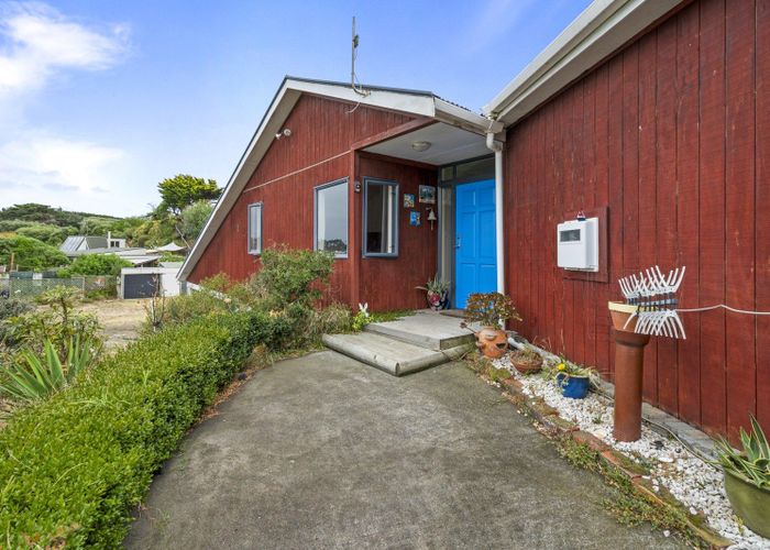  at 4 Trafalgar Street, Foxton Beach, Horowhenua, Manawatu / Whanganui