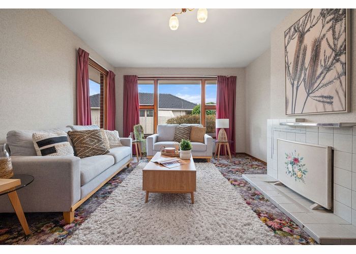  at 12 Blossomdale Place, Bishopdale, Christchurch