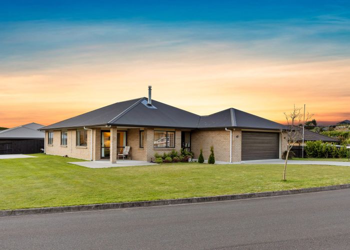 at 4 Bryan Gallagher Place, Welcome Bay, Tauranga