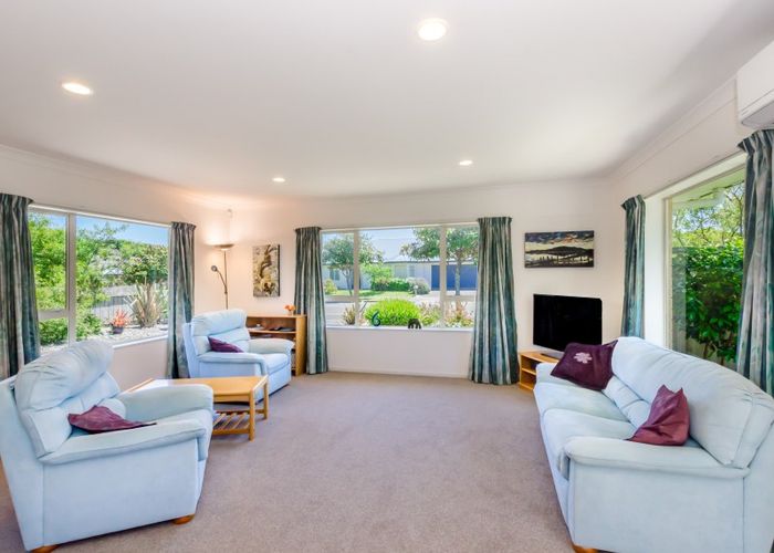  at 88 Weggery Drive, Waikanae Beach, Waikanae