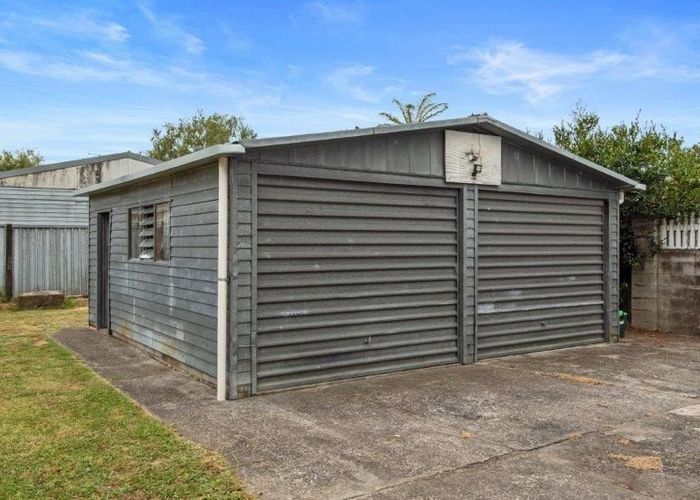  at 31 Slim Street, Bader, Hamilton