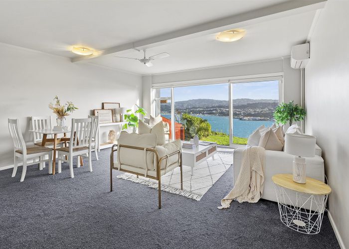  at 129 Akaroa Drive, Maupuia, Wellington, Wellington