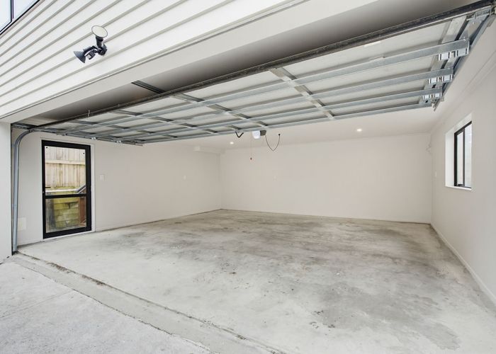  at 5B James Laurie Street, Henderson, Waitakere City, Auckland