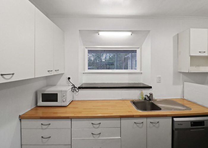  at 2 Victory Avenue, Karori, Wellington, Wellington