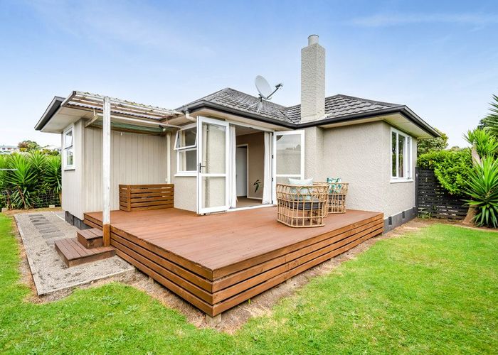  at 17 Rainsford Street, Moturoa, New Plymouth