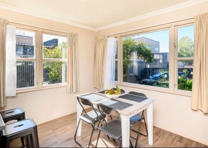  at 2A Lowestoft Place, West End, Palmerston North, Manawatu / Whanganui