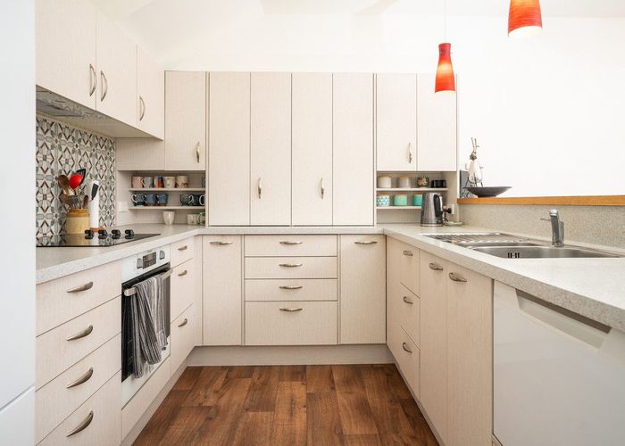  at 10 Futuna Close, Karori, Wellington, Wellington