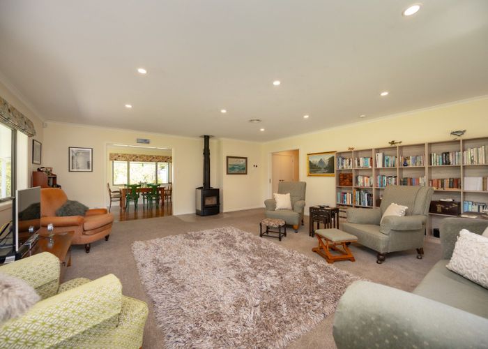  at 16 Oranga Lane, Maewa, Feilding