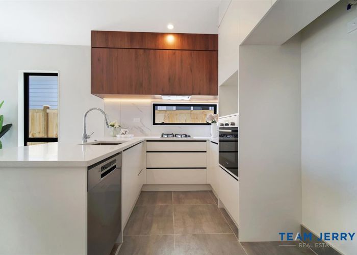  at 21 Bannockburn Road, Papakura, Papakura, Auckland