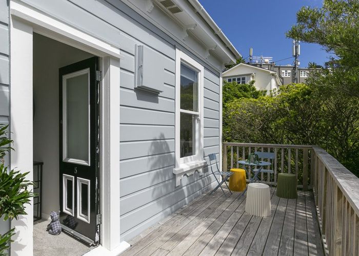  at 5 Vautier Avenue, Wadestown, Wellington