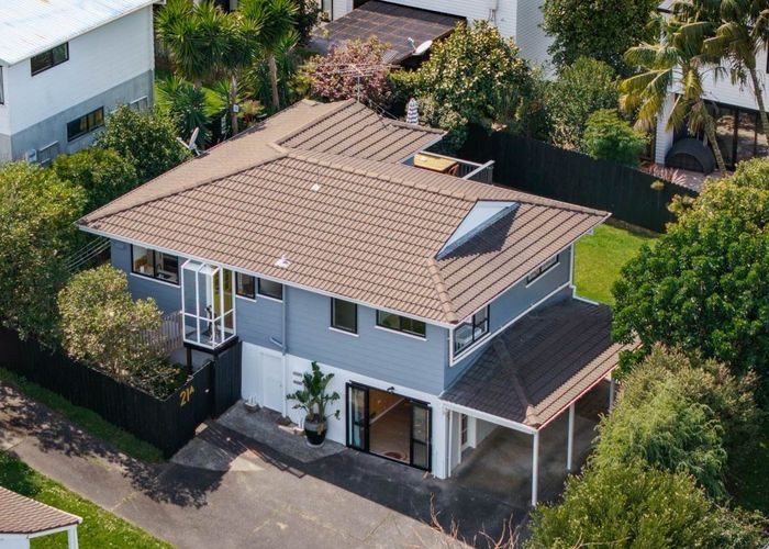 at 1/21 Leiden Place, Tōtara Vale, Auckland