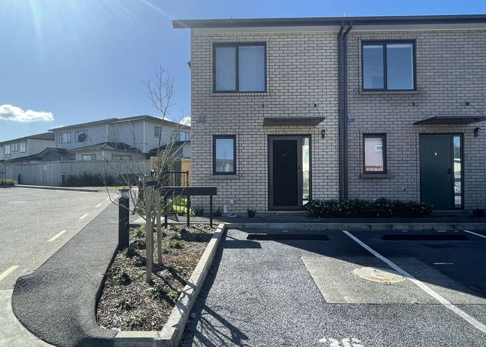  at 2 Timata Lane, Favona, Auckland