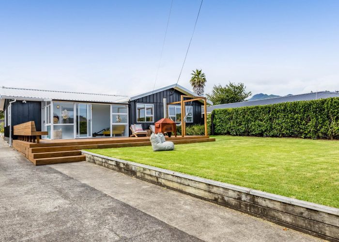  at 8 Hussey Street, Oakura, New Plymouth, Taranaki