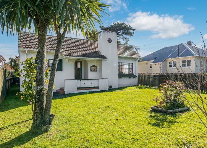  at 61A Mount Roskill Road, Mount Roskill, Auckland