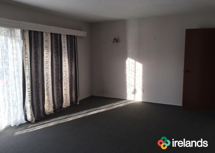  at 2/64 Mathesons Road, Phillipstown, Christchurch