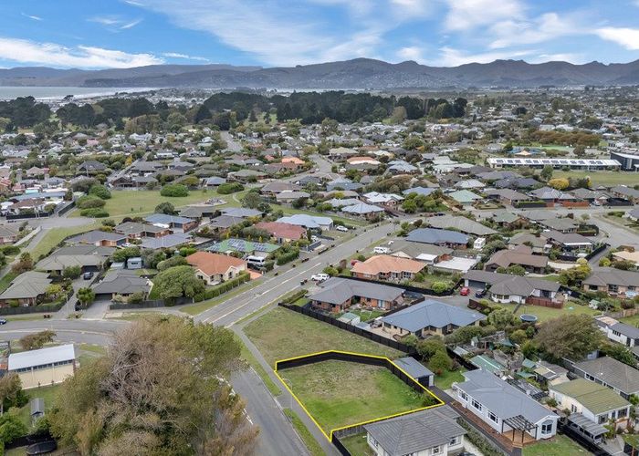  at 77 Effingham Street, North New Brighton, Christchurch City, Canterbury