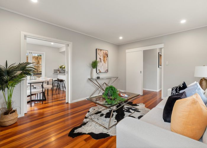  at 2/37 Cardiff Road, Pakuranga, Auckland