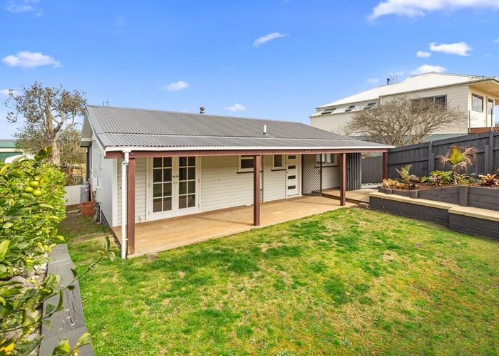  at 92 Pukehina Parade, Te Puke